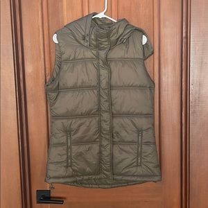Lorna Jane Hooded Puffer Vest